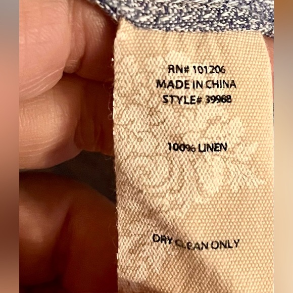 Soft Surroundings Light Blue Button-Up Shirt or Jacket Size PL Linen Minimalist - Picture 7 of 9